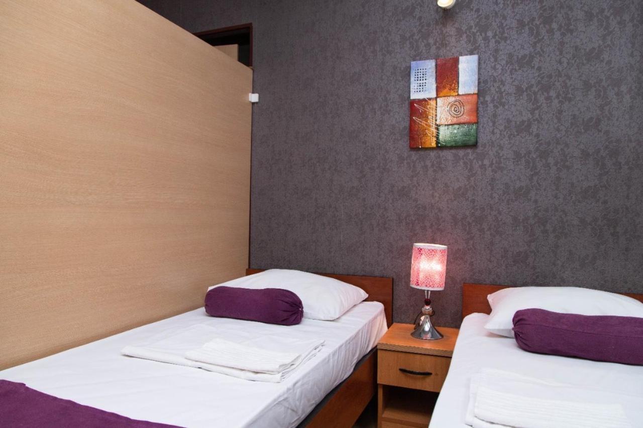 Hostel Inn Hotel&Hostel Baku Exterior photo